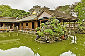 Pavillon dans le parc de la Cité impériale - Hué - Viêtnam