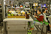 Stand de restauration - Marché Dong Ba - Hué - Viêtnam