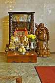 Autel dans le hall de l'hôtel - Hô Chi Minh-Ville - Viêtnam
