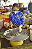 Poissonnerie à l'extérieur du marché Binh Tây - Hô Chi Minh-Ville - Viêtnam