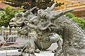 Fontaine extérieure aux 4 dragons, au centre du marché Binh Tây - Hô Chi Minh-Ville - Viêtnam