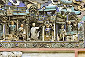 Temple Thien Hau - Sculptures en céramique représentent des scènes de la mythologie chinoise - Hô Chi Minh-Ville - Viêtnam