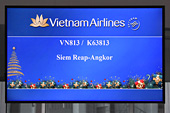 Petit saut de puce avec "VietnamAirlines" pour rejoindre le Cambodge et les temples d'Angkor